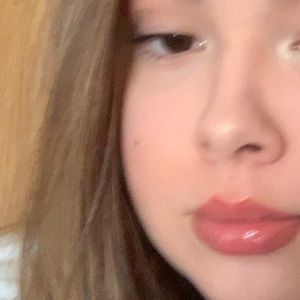 Meet your Posher, Katelynn